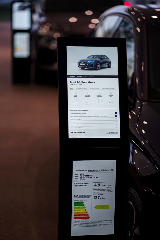 Umdasch Audi Volkswagen Vehicle Information Pillars 03