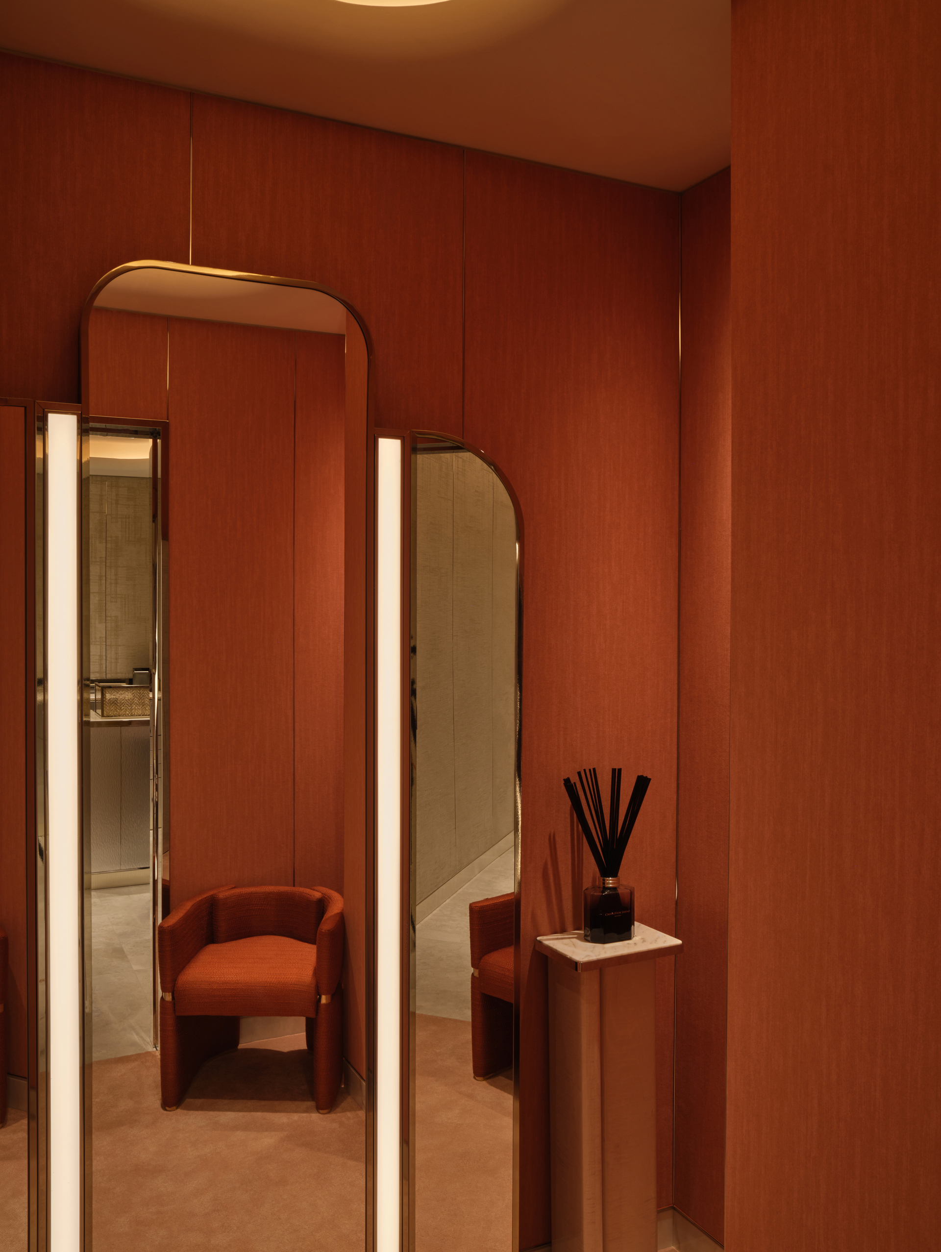 Womens Designer Collection Department in Harrods umdasch 2024 11 14 Harrods Designer Collections Room 29734