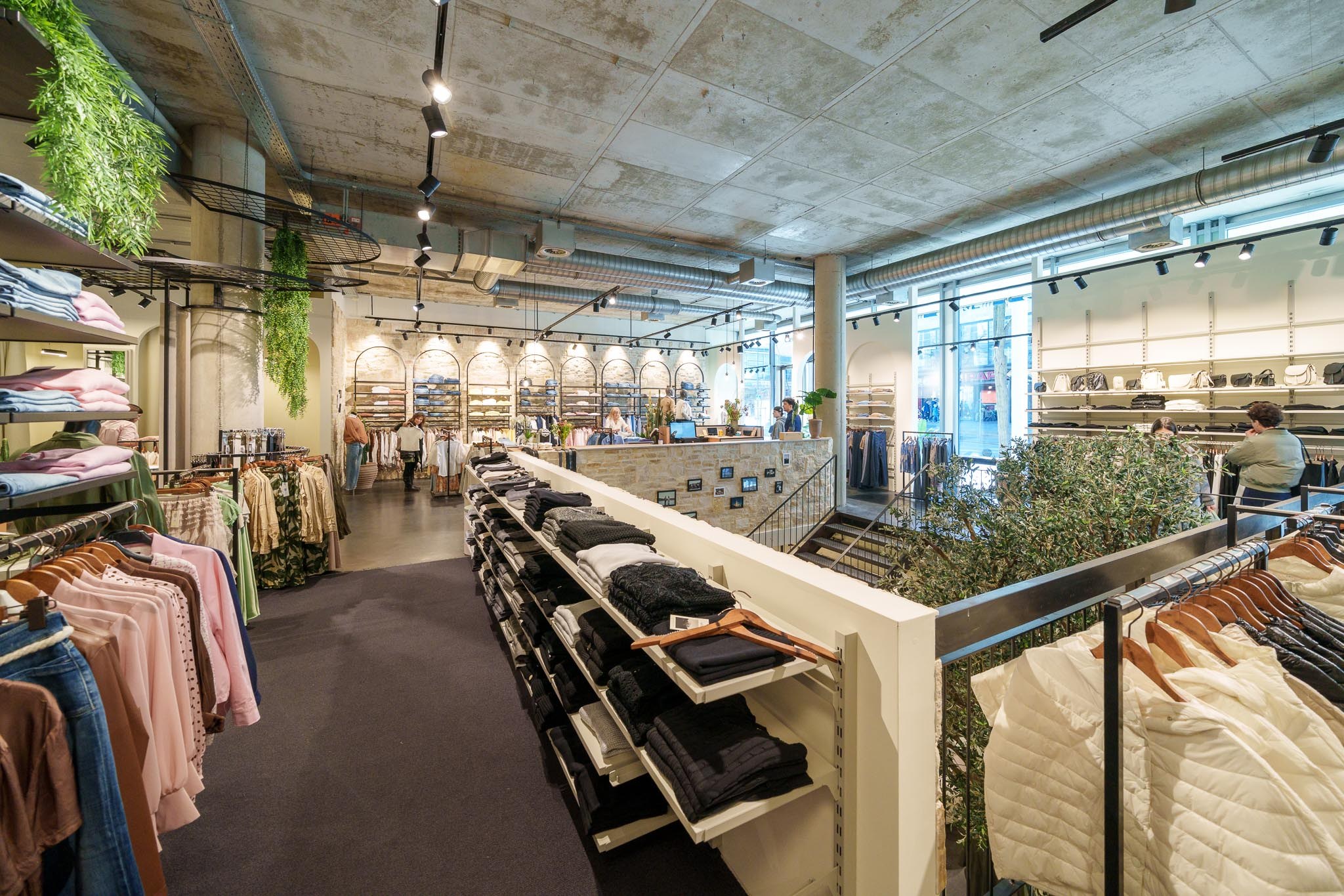Inside dornbirn la moda bernardo 10