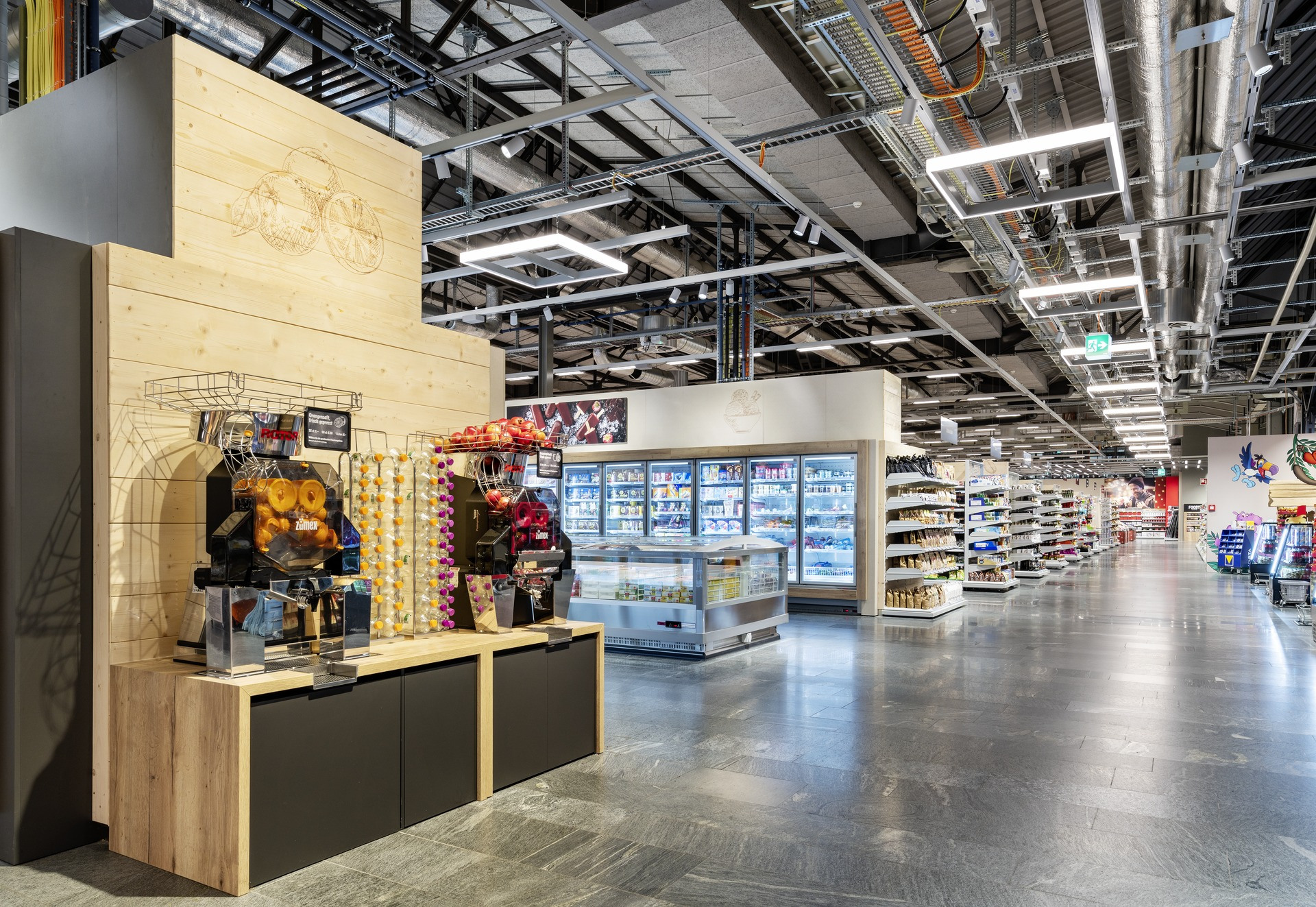 Coop Megastore Centre Bahnhof Biel Bienne umdasch Coop Megastore Biel 02