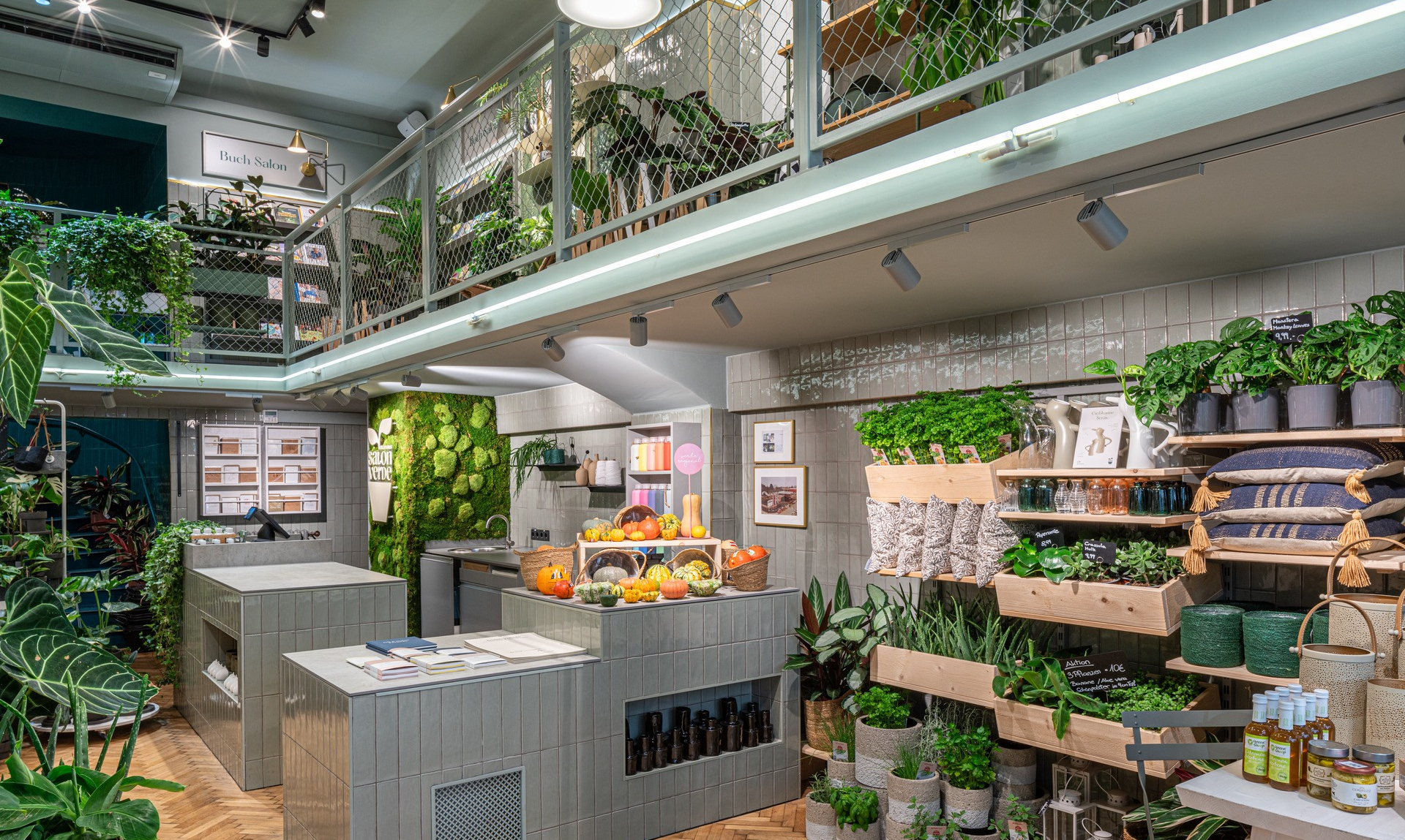 Salon Verde Kettenbrueckengasse