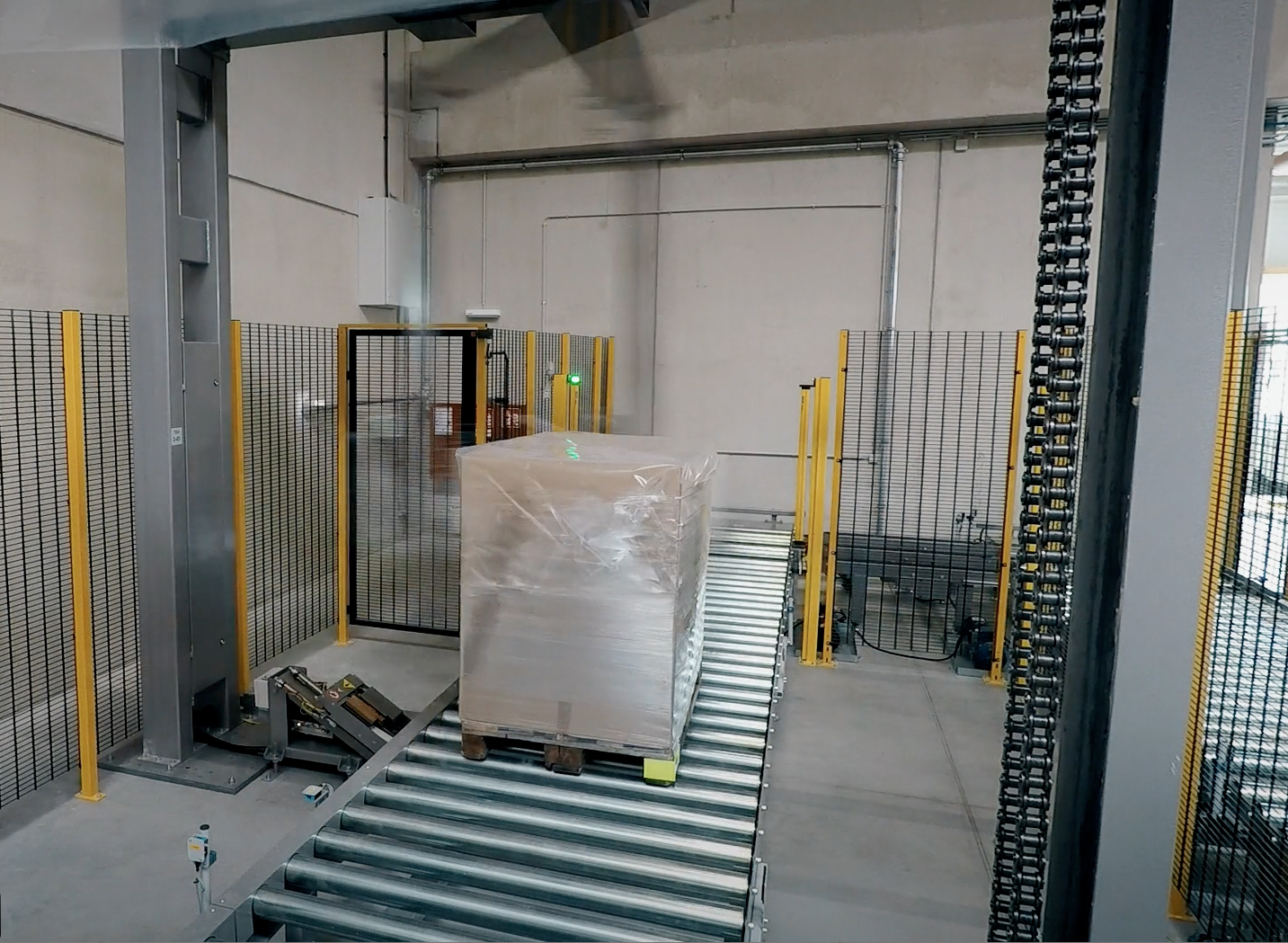 Wickelanlage Logistic Center