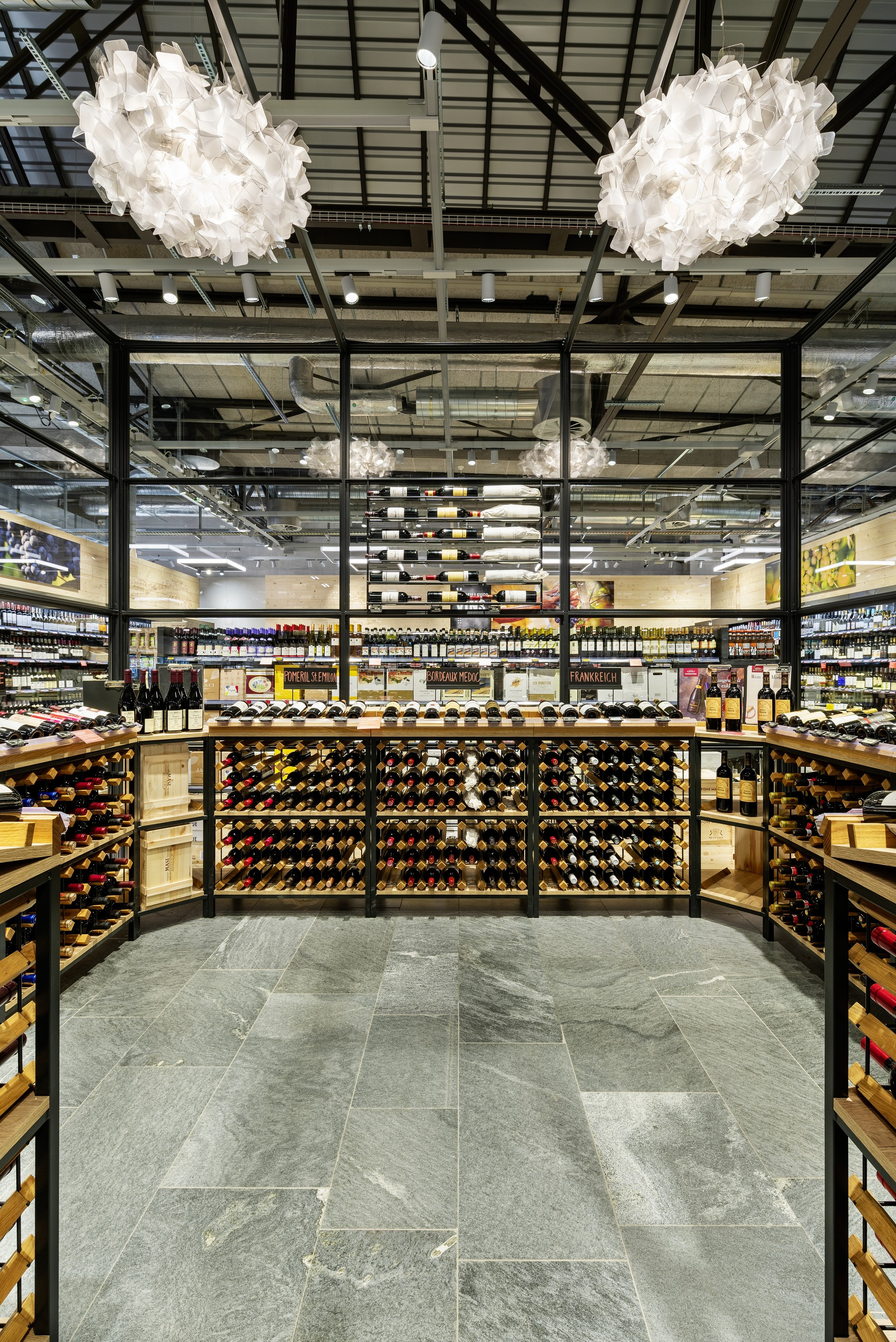 Coop Megastore Centre Bahnhof Biel Bienne umdasch Coop Megastore Biel 23