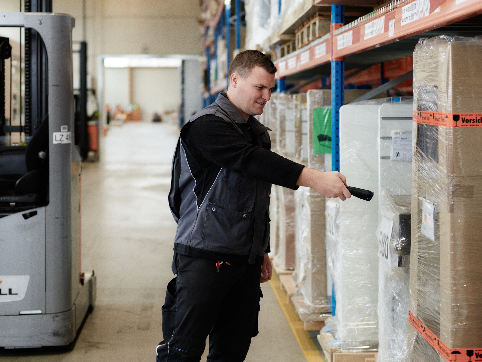 Logistik & Montage