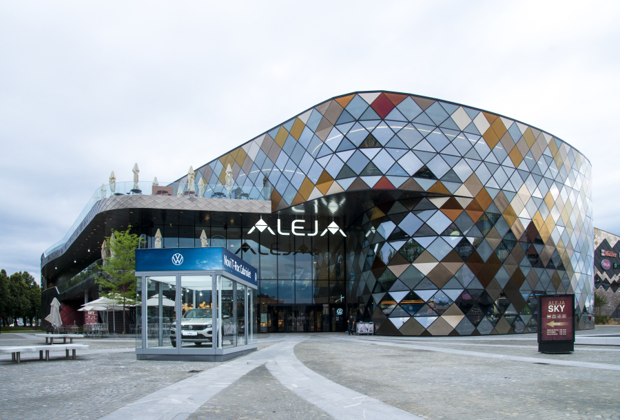 ALEJA-Center Ljubljana by umdasch