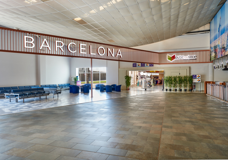 Barcelona Cruise Port Terminal by umdasch Barcelona Cruise Port Terminal by umdasch
