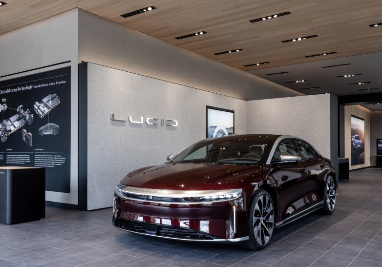 Lucid Motors by Umdasch The Store Makers