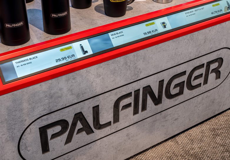 Palfinger Fanshop by umdasch