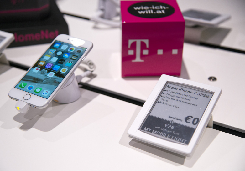 Electronic Shelf Labeling von umdasch bei T-Mobile als Smartphone Informationstafel
