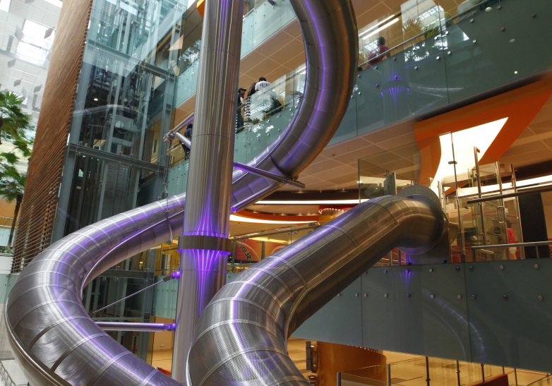 Terminal 3 Slide. (C) Changi Airport Group Terminal 3 Slide. (C) Changi Airport Group