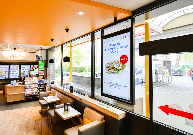 Digital Signage bei TotalEnergies