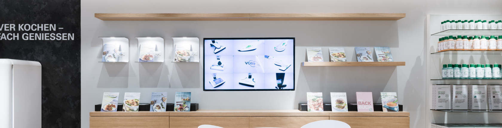 Digital Signage by umdasch