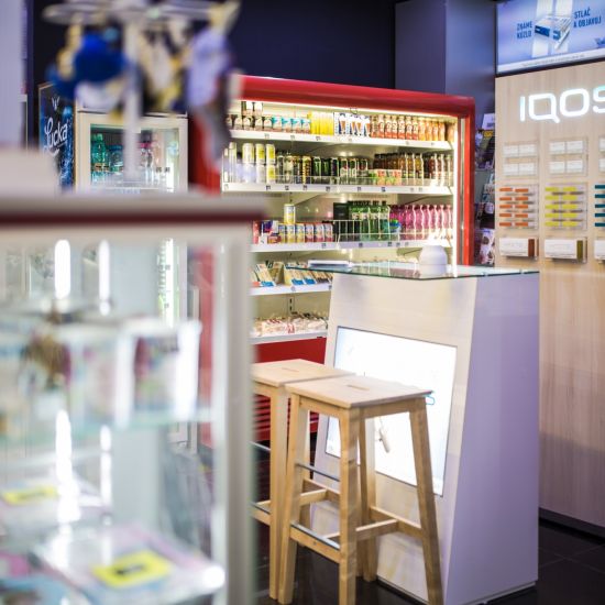 IQOS
