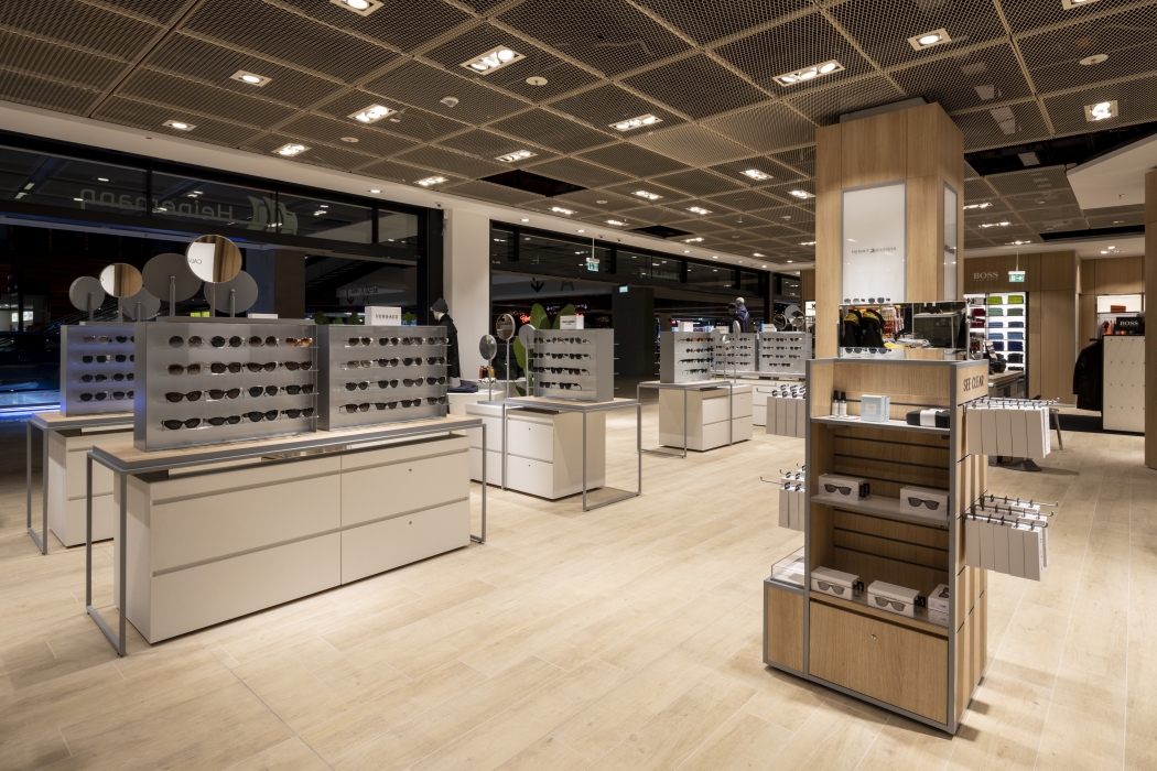 Gebr. Heinemann - Boss Premium Multibrand Store