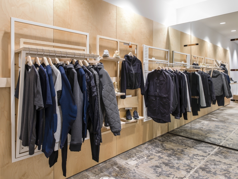 job in nike showroom