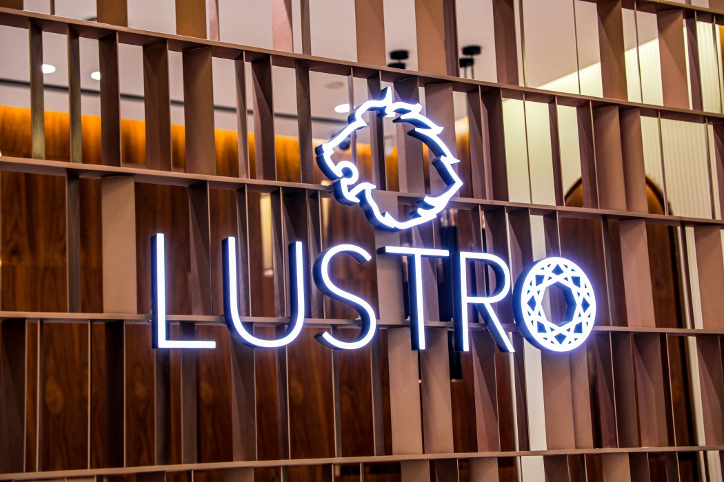 Lustro by Store Makers Middle East