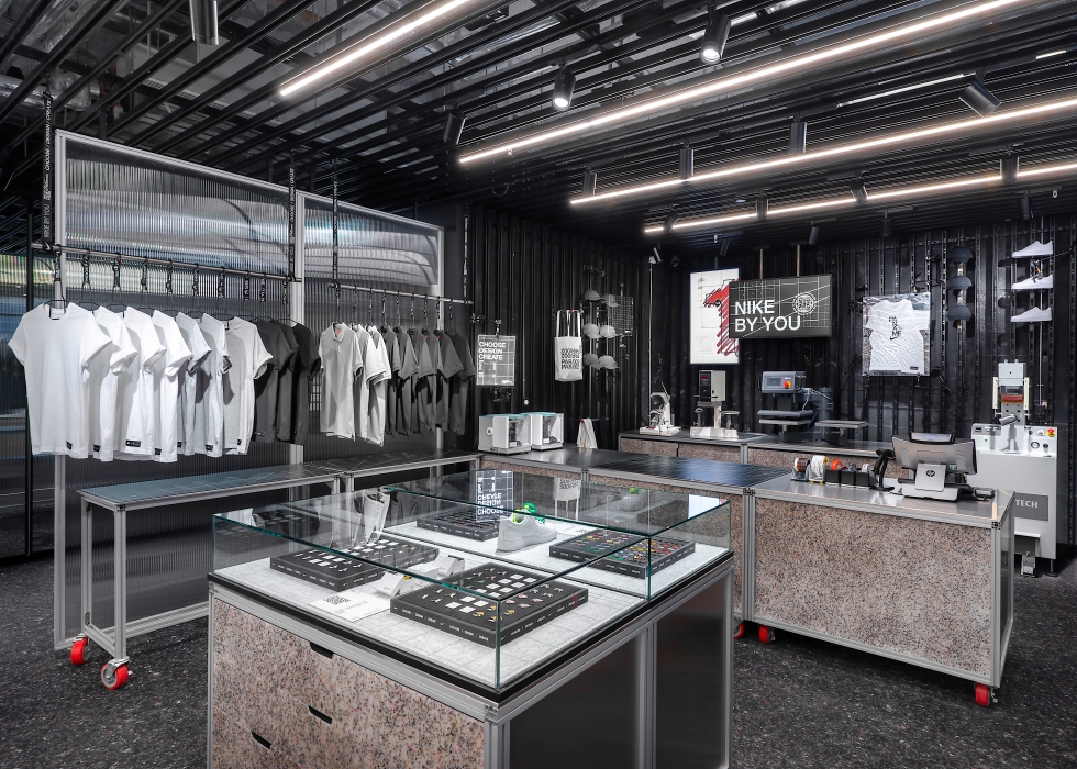 Nike House of Innovation Shanghai: pop-up store award - iXtenso – retail  trends