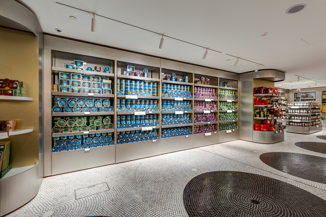 Harrods Gift Shop by umdasch